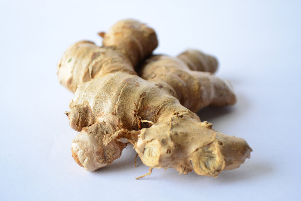 photo-wallpaper-fresh-ginger-tuber