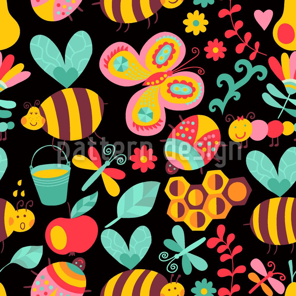 patterned-wallpaper-the-night-shift-of-the-busy-honey-bees