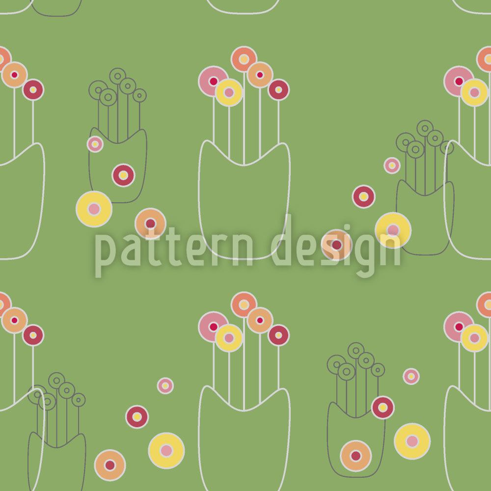 patterned-wallpaper-flower-vase