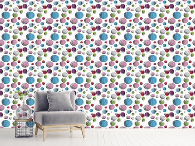 patterned-wallpaper-misplaced-dots