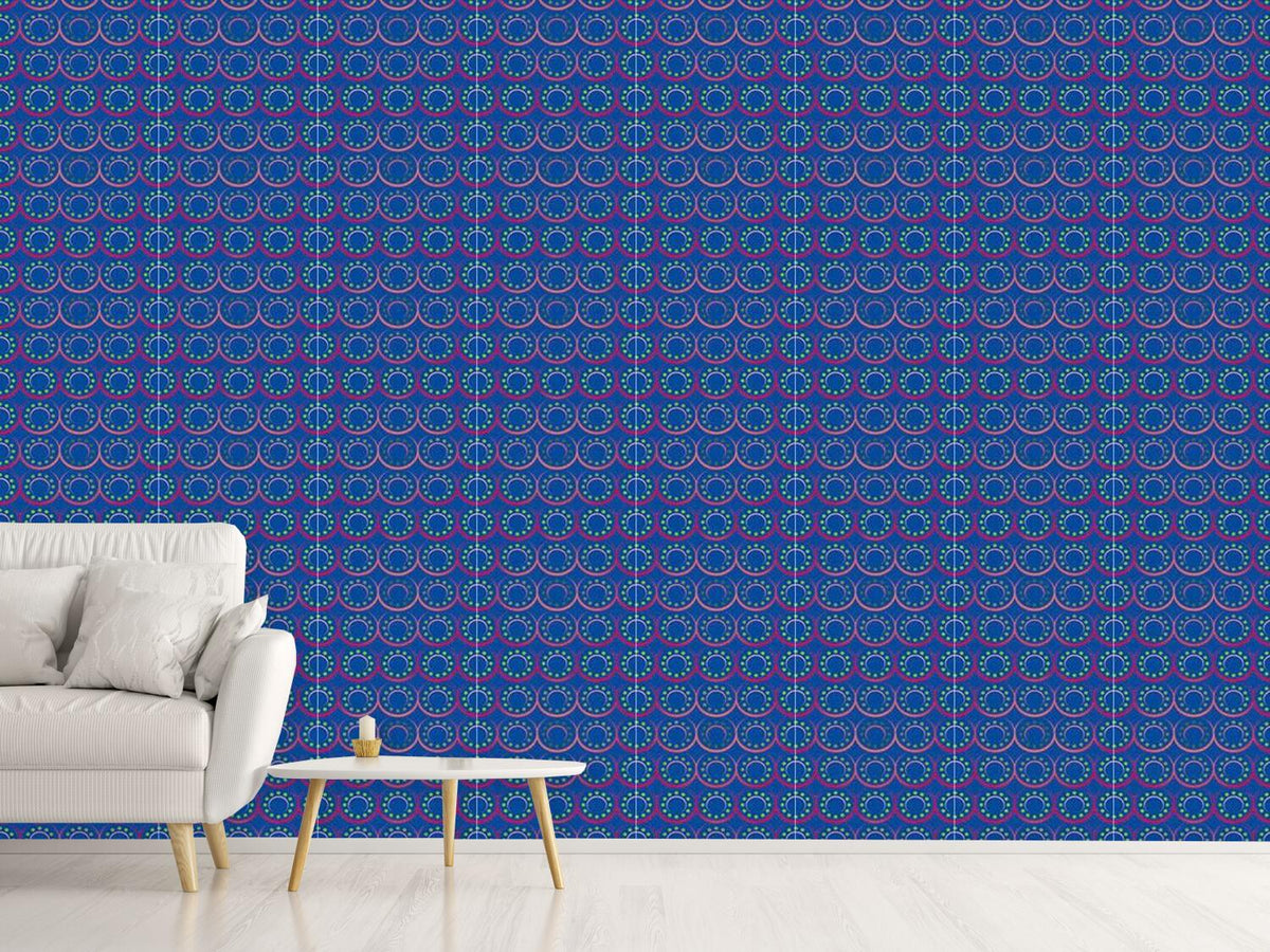 patterned-wallpaper-dots-n-rings