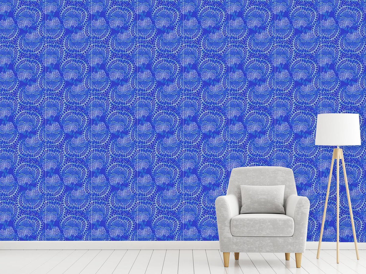 patterned-wallpaper-peacock-fantasies