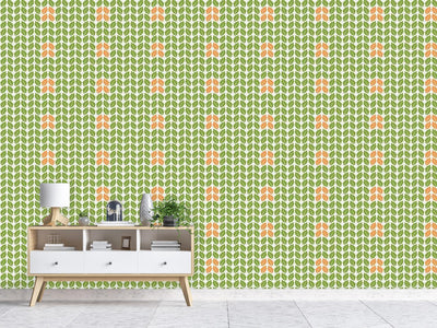 patterned-wallpaper-sorted-leaves