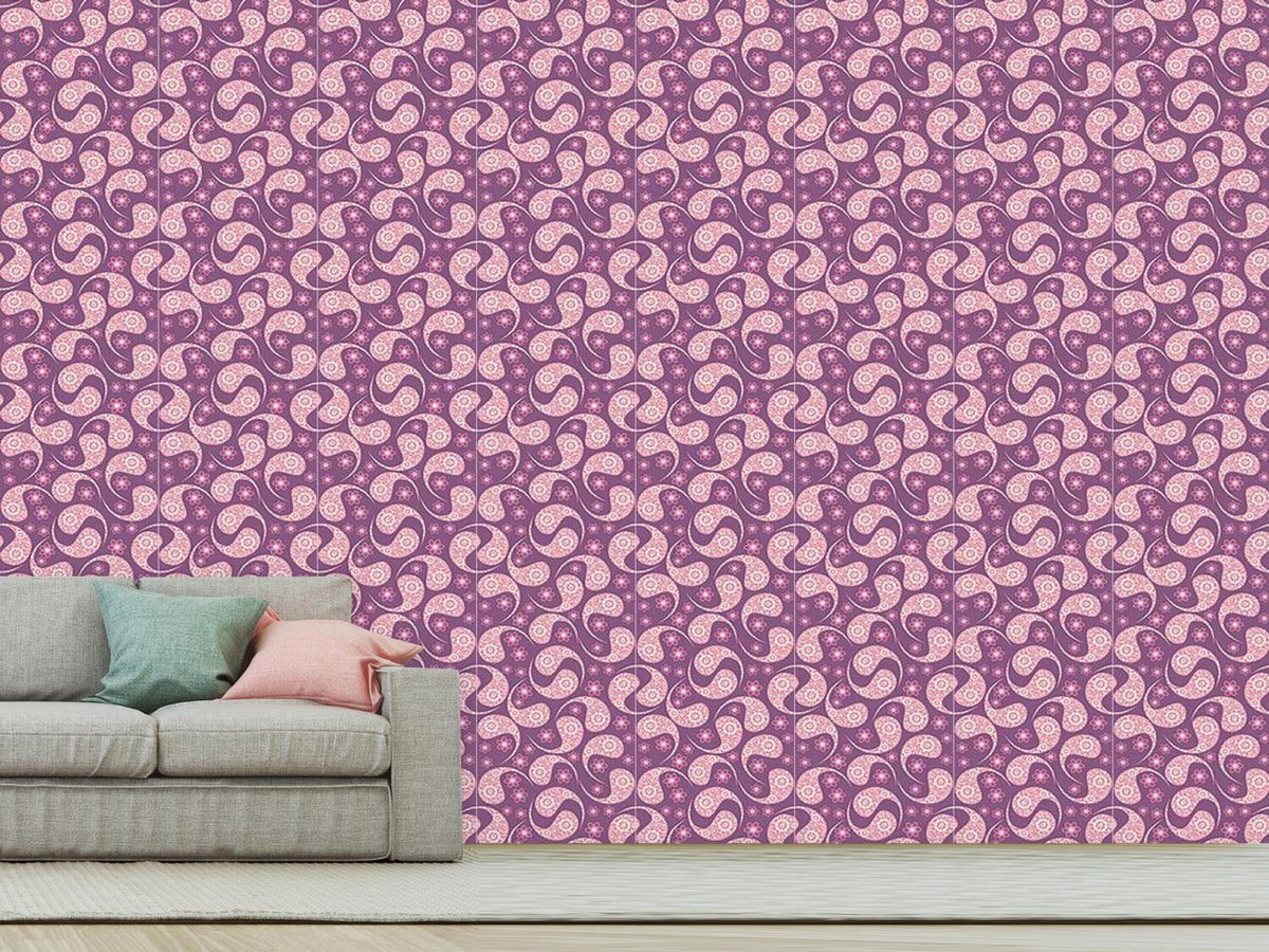 patterned-wallpaper-love-dance-of-the-paisleys