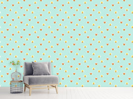 patterned-wallpaper-retro-flowers-in-the-spotlight