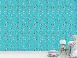 patterned-wallpaper-garlands-on-polkadots