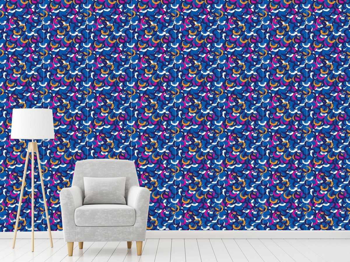 patterned-wallpaper-scattered-painted-circles