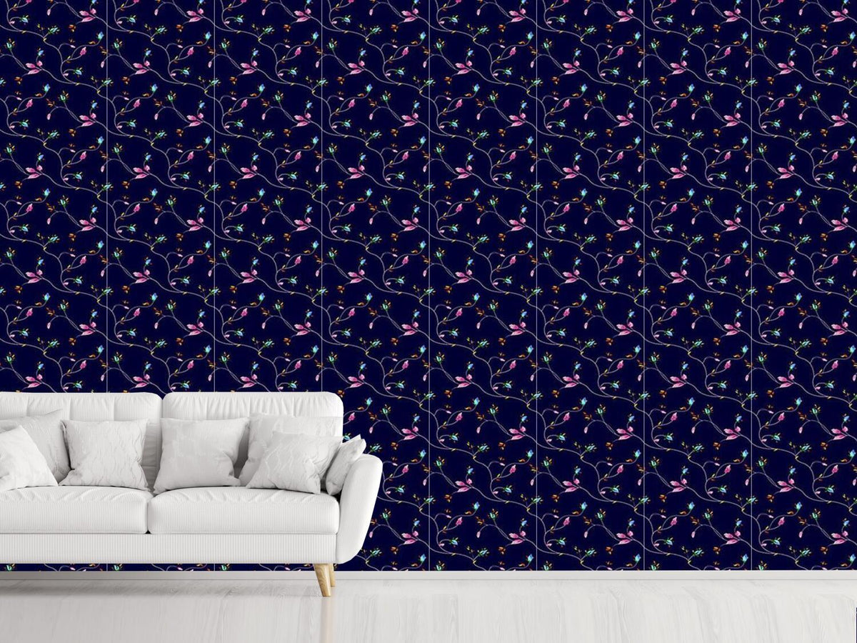 patterned-wallpaper-rose-tendrils-night