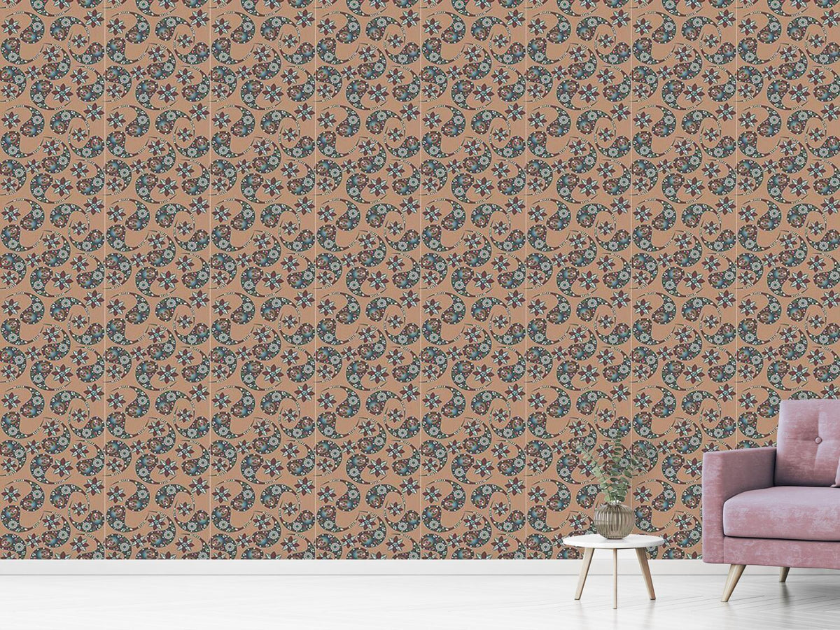 patterned-wallpaper-nougat-paisley