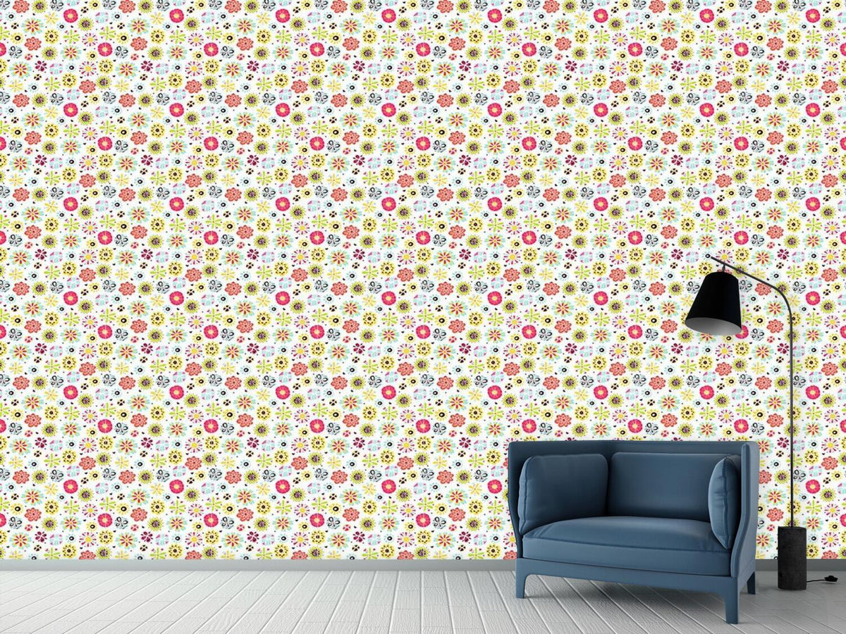 patterned-wallpaper-flowers-shine-in-summer