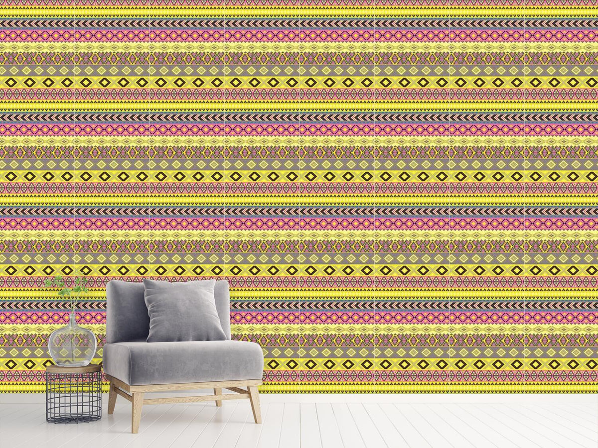 patterned-wallpaper-stripe-kilim