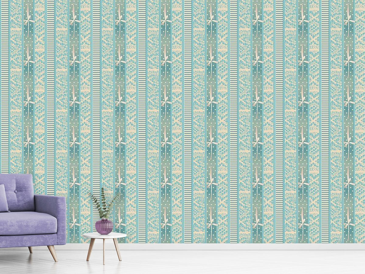 patterned-wallpaper-it-is-cuspid