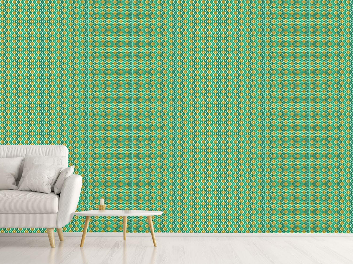 patterned-wallpaper-snakeskin-in-spring