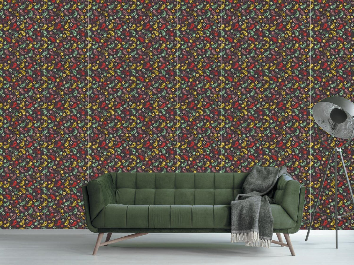 patterned-wallpaper-autumn-of-paisley-mix