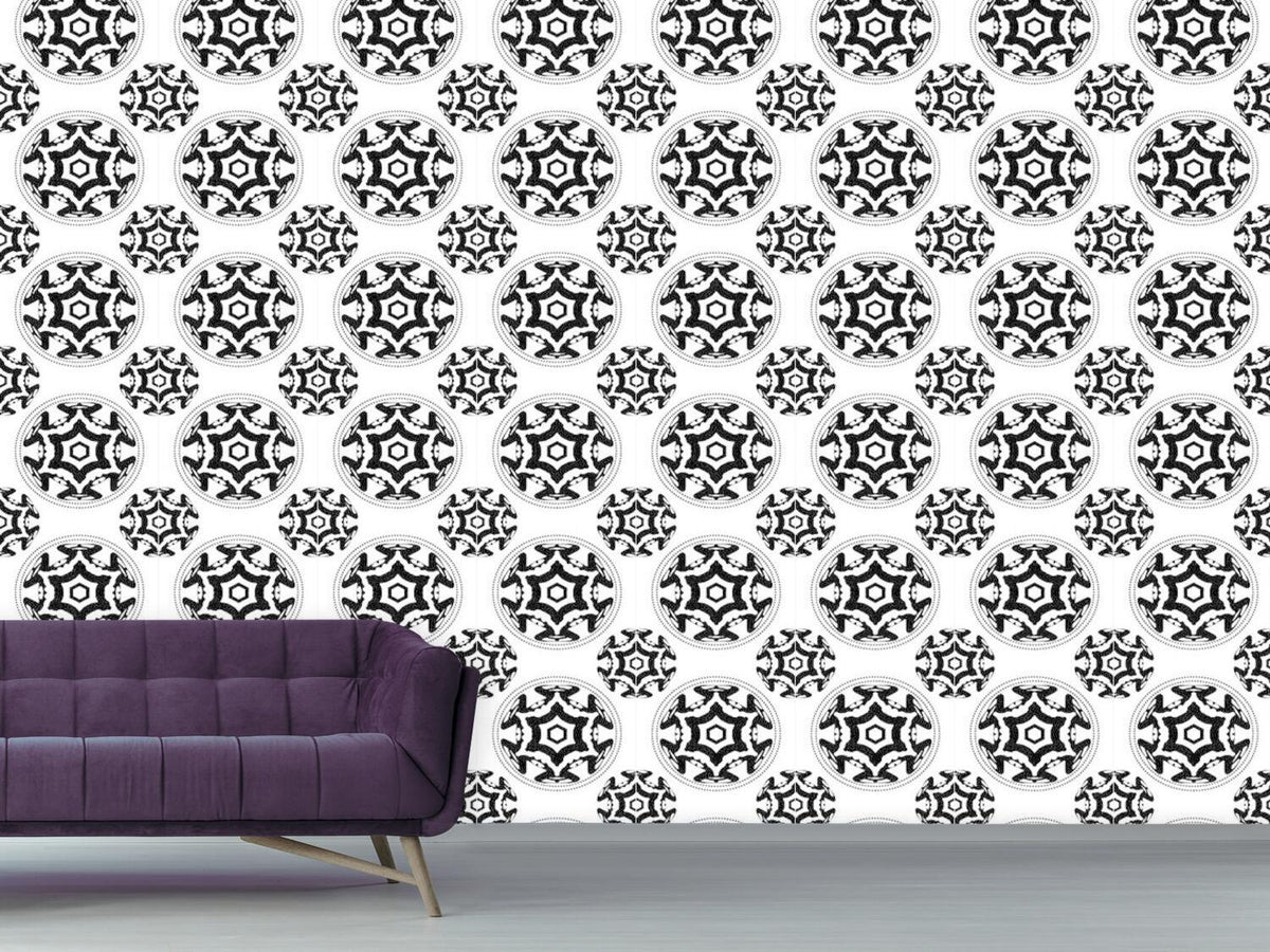 patterned-wallpaper-the-circle-of-the-black-star